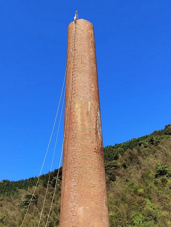 吉林煙囪拆除公司:專業(yè)技藝,保證工程安全實(shí)施